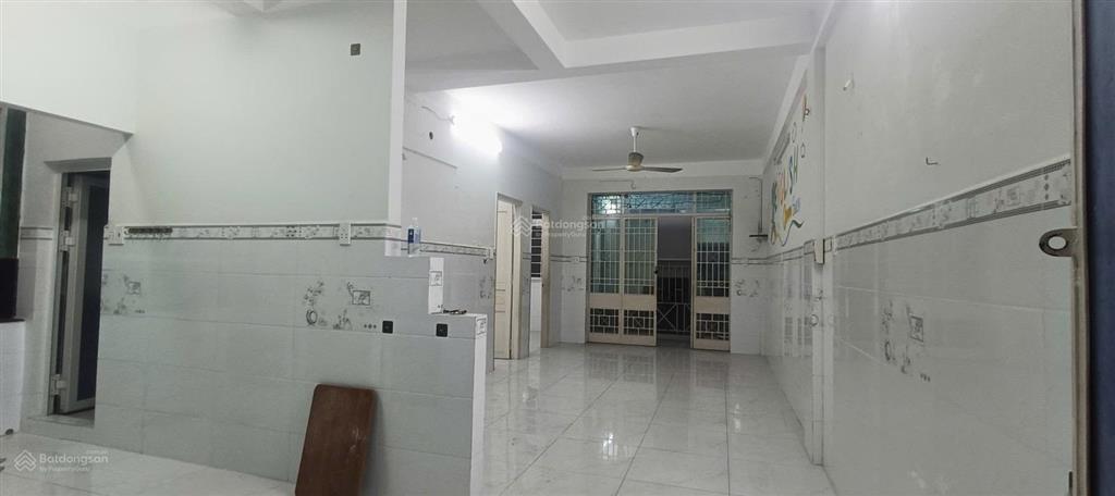 Căn hộ 63m2 2pn chung cư tản đà quận 5 ngay bv đh y dược, siêu thị điện máy chợ lớn