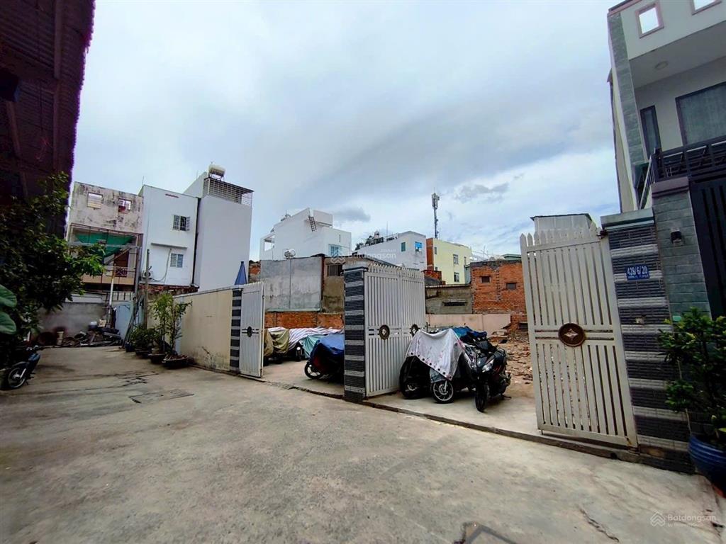 Đất thổ cư đường hoàng ngân 4x10m tiện xây dựng mới đường ô tô vào nhà