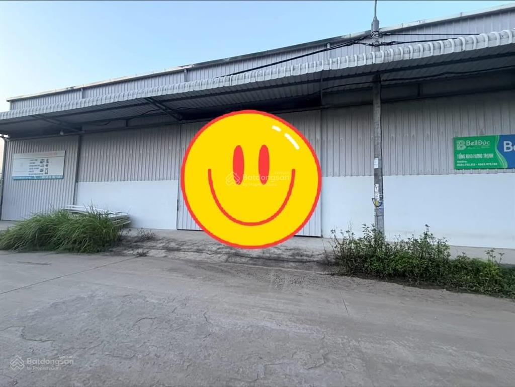 Chính chủ cần tiền bán gấp kho xưởng mới việt yên 300m2 mặt tiền 30m