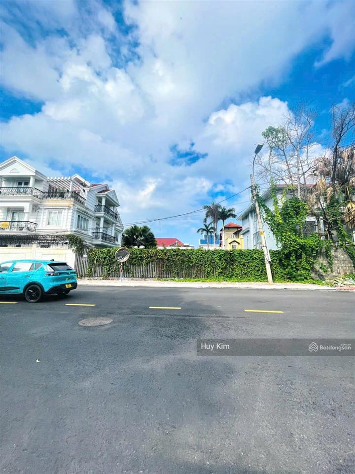 Bán đất 2mt 117/8 nguyễn văn hưởng, thảo điền, q.2 (18x24m 417m2), giảm còn 90 tỷ tl