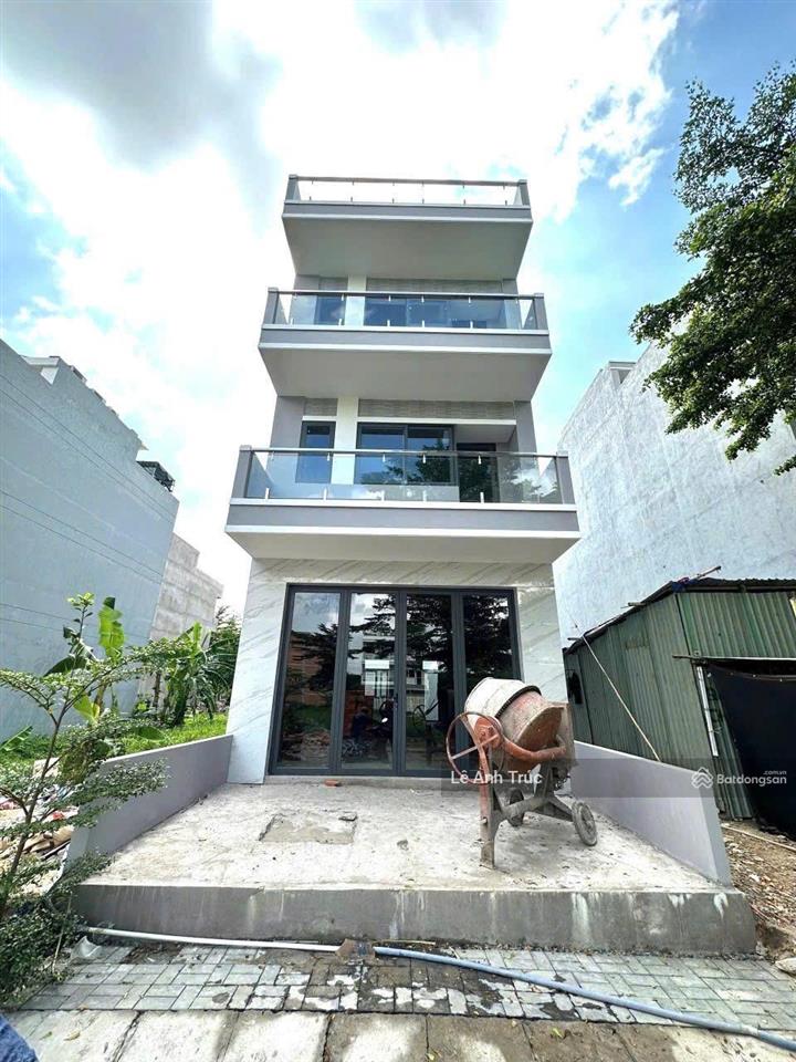 Chính chủ cần bán nhà phố mizuki 100m2. giá siêu tốt chỉ 8tỷ600. xem nhà 0906 783 ***