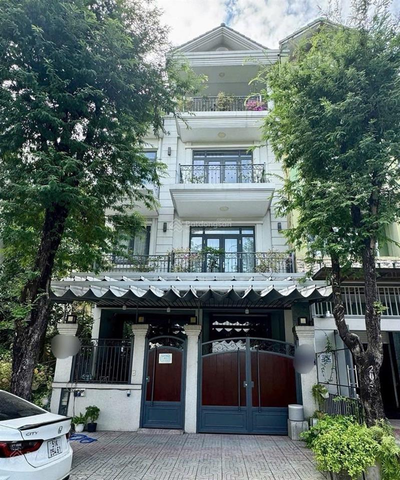 Nhà biệt thự khu trung sơn 10mx20m. giá 35 tỷ. 4 tầng. gần rmit, phú mỹ hưng, himlam. cách q1 3km