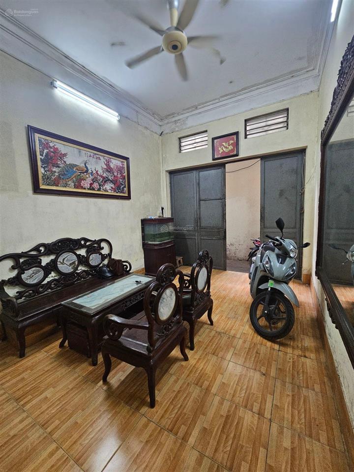 Bán nhà tam trinh mai động, 31m2 5tầng kcbt chắc chắn dân xây, ô tô cách 60m chỉ 6,6tỷ (ctl)