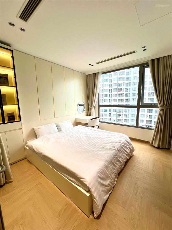 Giá rẻ bất ngờ căn 1pn 56m tòa vip park 7 times city, giá 5,8 tỷ full đồ. 0962 984 ***