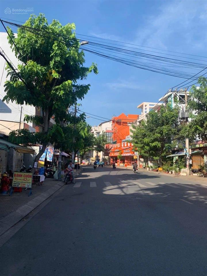Bán góc 2mt nguyễn phúc chu tân bình. dt 8.4x35m, cn 256m2 giá bán 19.5 tỷ.