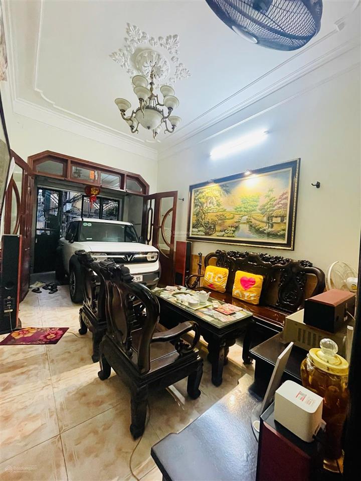 Продаётся дом, 5 спален, 46 м², Đống Đa