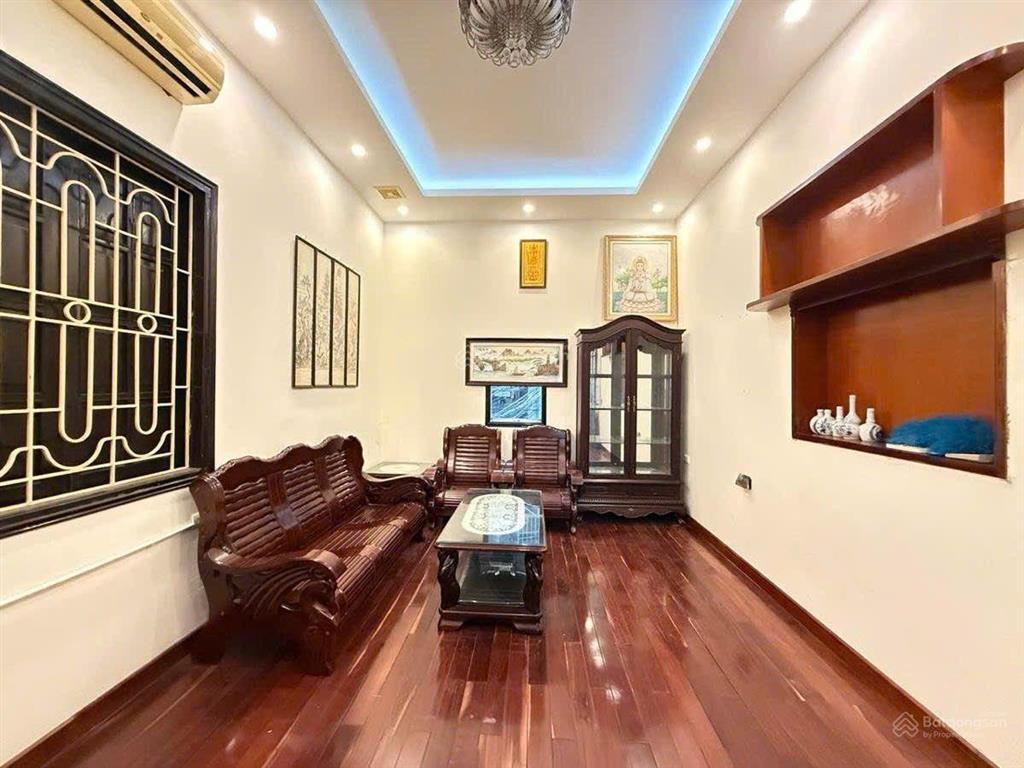 Продаётся недвижимость, 45 м², Đống Đa