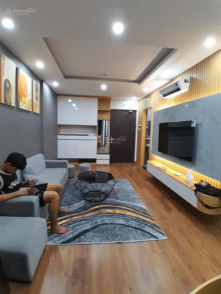 Bán gấp căn hộ 2 ngủ vci giá 1 tỉ 9 0981 693 ***