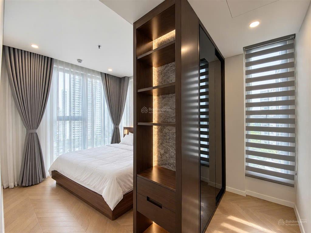 Hot deal! bán gấp ch 2pn lumiere căn góc 76m2, giá tốt bao toàn khu, em hiền 0903 037 ***