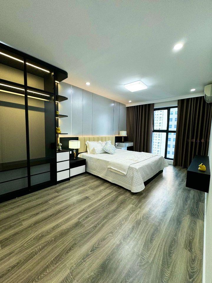 Bán gấp căn hộ chung cư đường Hoàng Quốc Việt – 2 ngủ và 3 ngủ - giá rẻ.