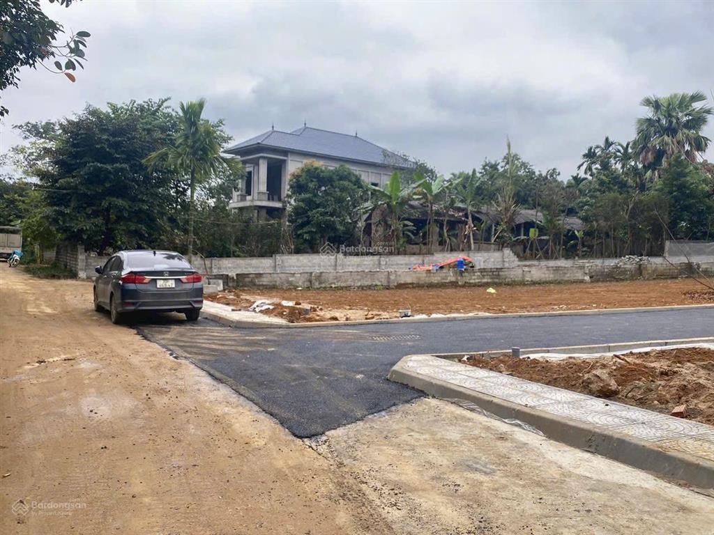 Một lô đất 200m phun thổ cư vuông vắn, vị trí trung tâm