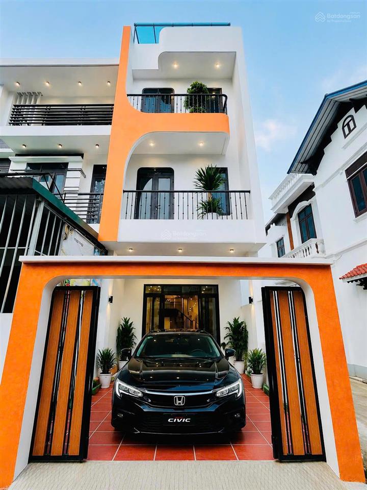 Nhà riêng 4tx70m2 sân riêng đỗ đậu oto 2,5km ra viện nhi đại học phenika l/h 0328 107 ***
