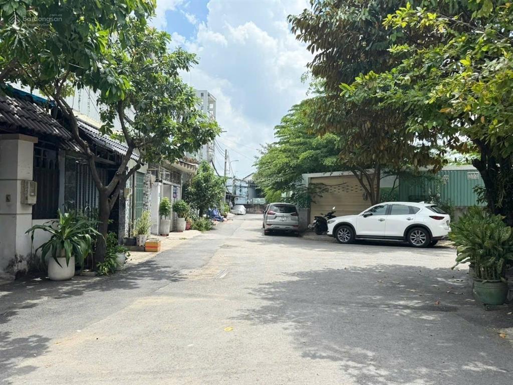 Khu vip bên sông gigamaliệp bình chánh 73 m2 3 tầng còn mới hẻm trải nhựa 5m 8 tỷ nhỉnh