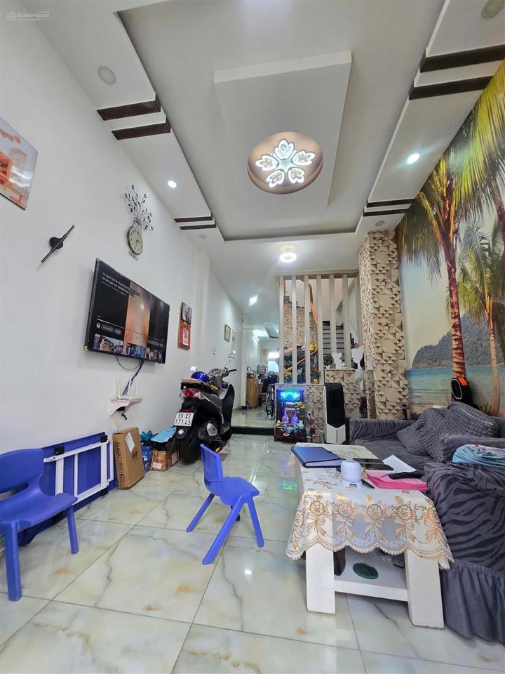 Kẹt ngân hàng bán gấp nhà 3 tầng đường 18 hiệp bình chánh, thủ đức, gigamall phạm văn đồng, 57m2