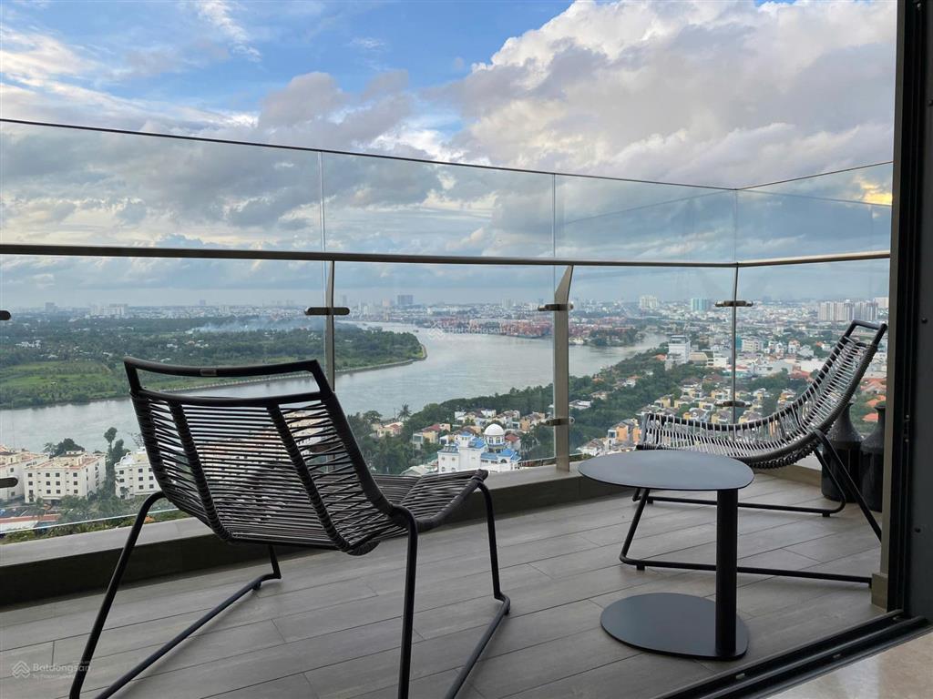 Q2 thảo điền bán căn 1pn 1wc giá 7,350 tỷ, full nội thất. 0932 532 ***