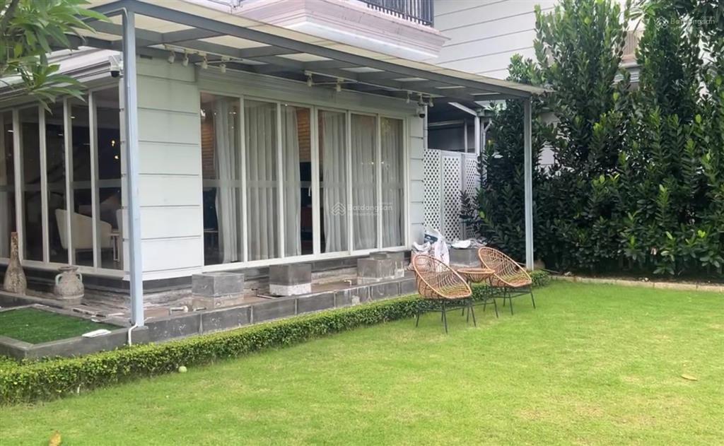 Biệt thự sân vườn đơn lập quốc lộ 13, sân vườn rộng 550m2 toantranvillas