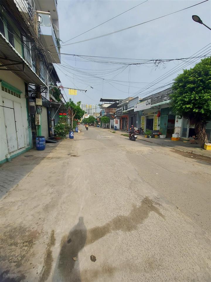 Cực thơm, rẻ hơn hàng xóm 1,5 tỷ lô đất mặt tiền đường số kế bên chợ xóm vắng, dĩ an