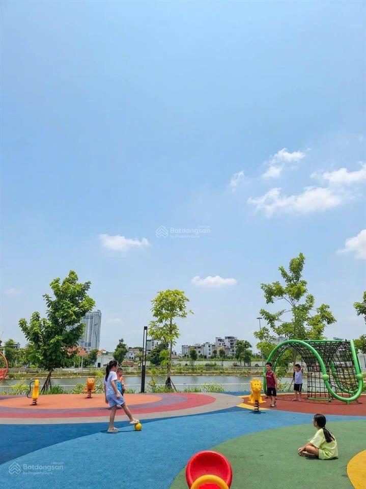 Bán lô đất tại khu tđc ngọc thụy, bồ đề, lb, đường 2 ô tô dừng đỗ 50m2 mt 5m 13.6 tỷ