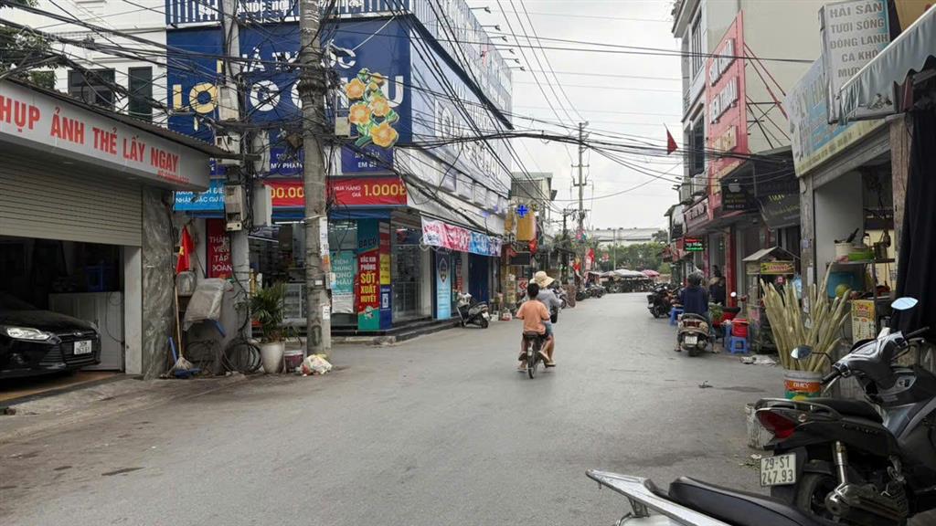 Bán 45m2 mt 5m 3,05 tỉ sáp mai đông anh view trục đường ven đê chỉ 10p sang nội thành