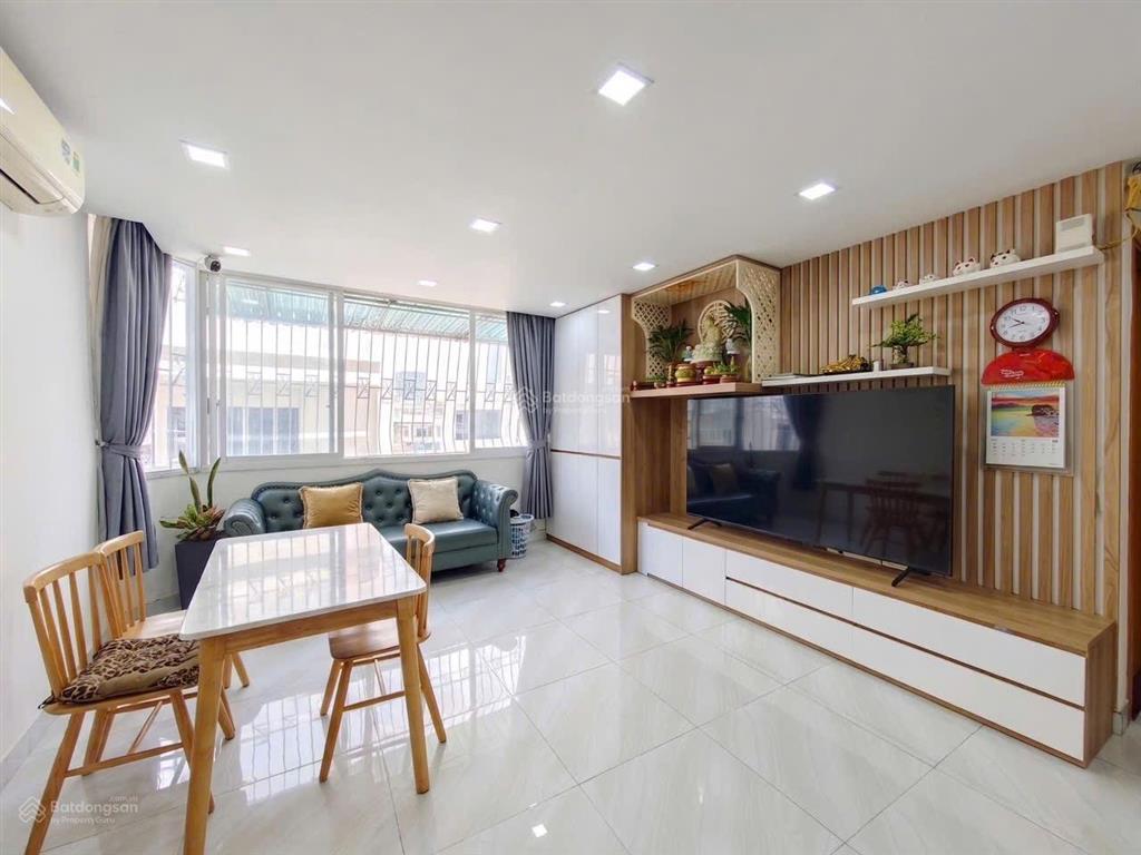 Chung cư 64m2 2pn 2wc mặt tiền đường nguyễn tri phương, đối diện bv nguyễn tri phương p8 quận 5