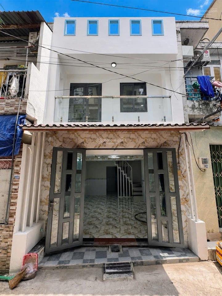 Nhà có 1 lầu, 4x8, đường 16a, giáp lê văn quới