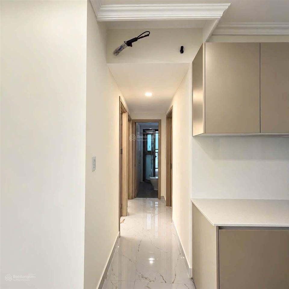 Bán căn hộ cc thiên quân marina plaza, giá siêu hời chỉ với 2,706 tỷ, 82m2, 3pn, 2wc