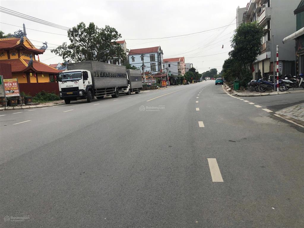 Bán đất nền mặt tiền 9.3m nở hậu, nằm giữa vin 1 2 3 cách đường ql5 vài trăm m gần trung tâm