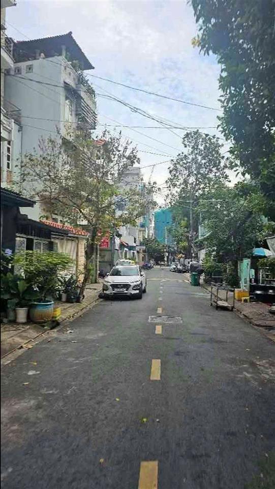 Bán nhà hẻm xe hơi, khu dân trí cao đường Nguyễn Thị Thập, DTSD 220m2, chỉ 11.xxx tỷ mini