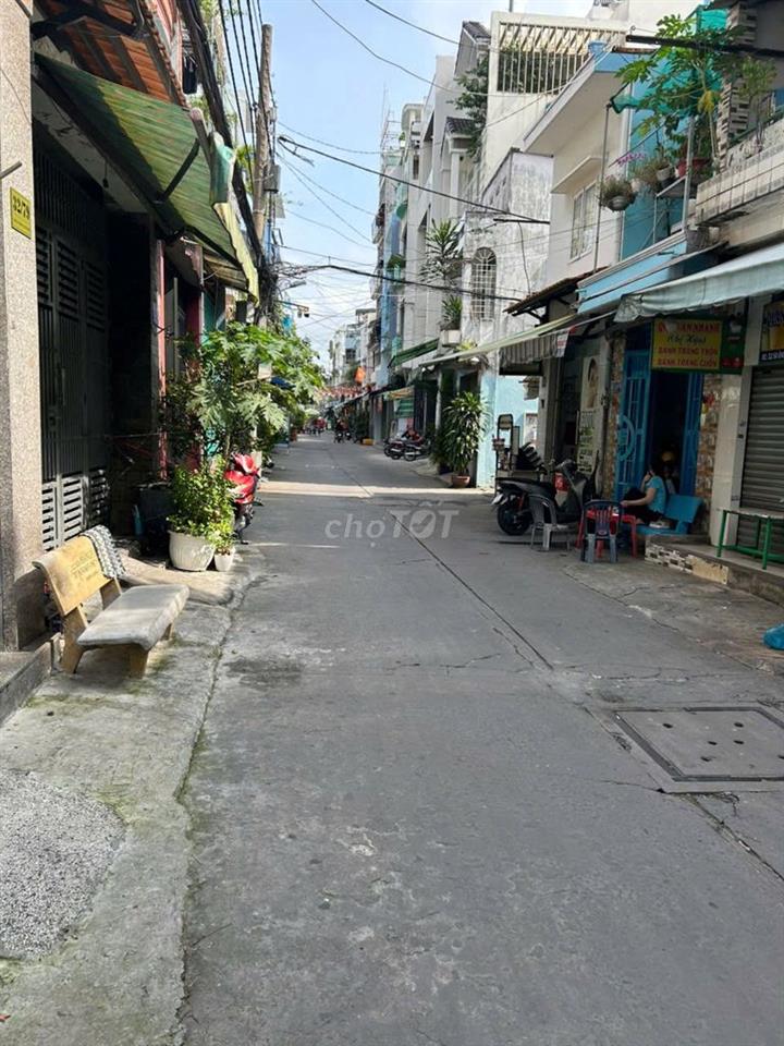 BÁN NHÀ Q11 HẺM XE TẢI 32 ÔNG ÍCH KHIÊM