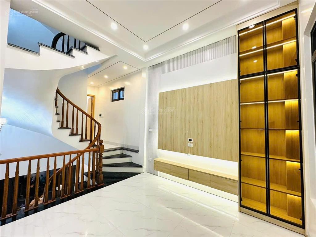 Giảm sâu nhà tại ngọc trục đại mỗ nam từ liêm, 35m2 * 5 tầng * giá 5,2 tỷ, nhà đẹp ở ngay.