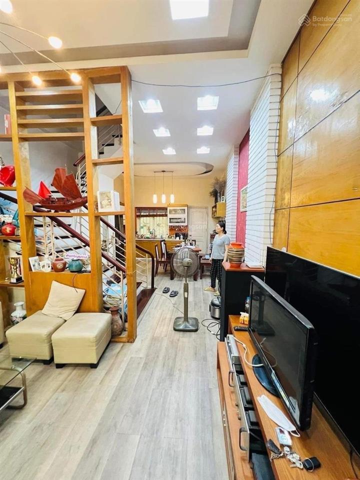 Nhà đẹp ô tô đỗ cửa 4 tầng 48m2 phú đô nam từ liêm nhỉnh 8 tỷ