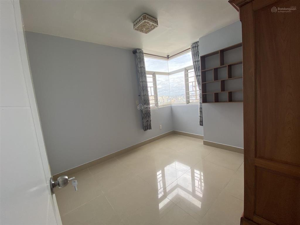 Bán chung cư hoàng kim thế gia diện tích 75m 3pn giá 3,64 tỷ sổ hồng riêng