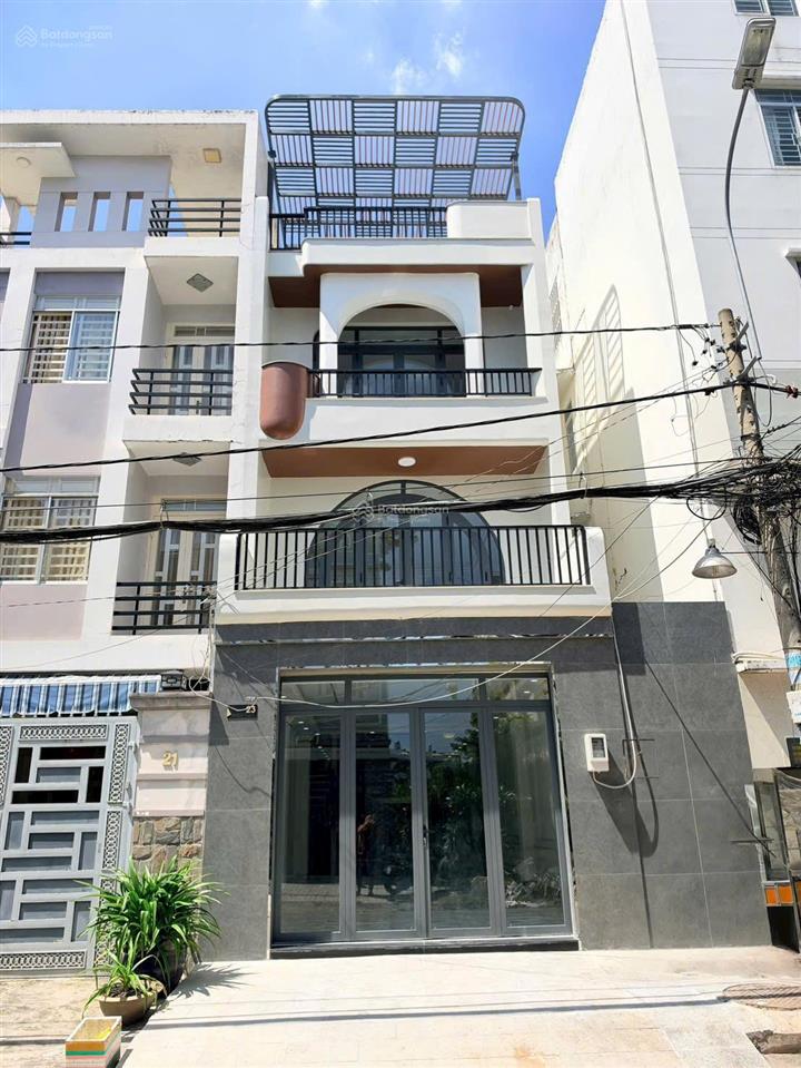 Nhà mới 4 tầng khu tên lửa 5 x 20m có thang máy 450kg giá 14 tỷ tl