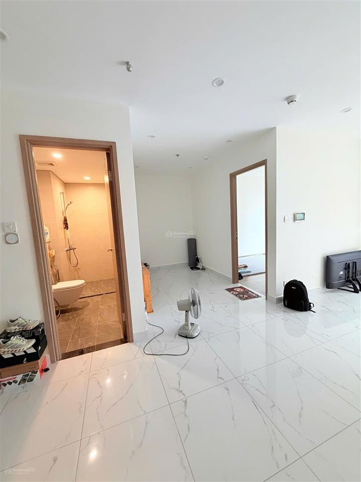 Chủ cần ra gấp hạ giá chào bán căn 1pn+ tòa gh2 glory heights (ban công đông nam cực mát