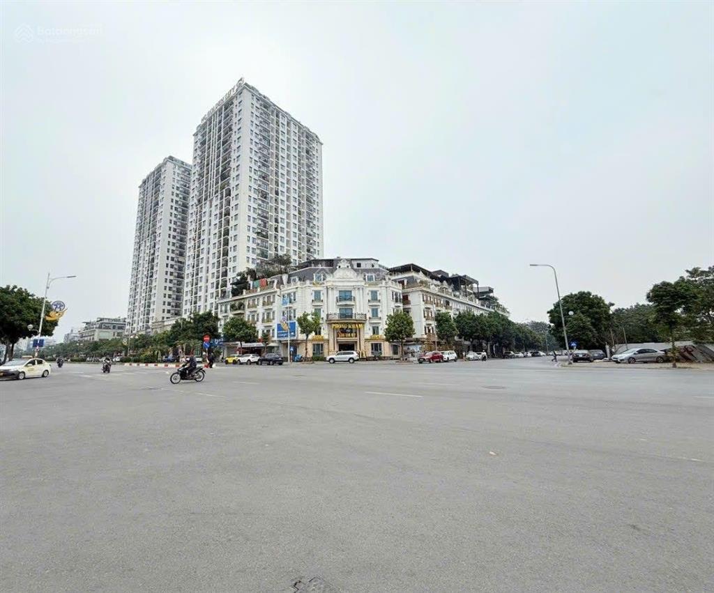 Bán lô đất 525m2 mặt đường hồng tiến, vị trí đẹp phố gần bv tâm anh, cầu trần hưng đạo