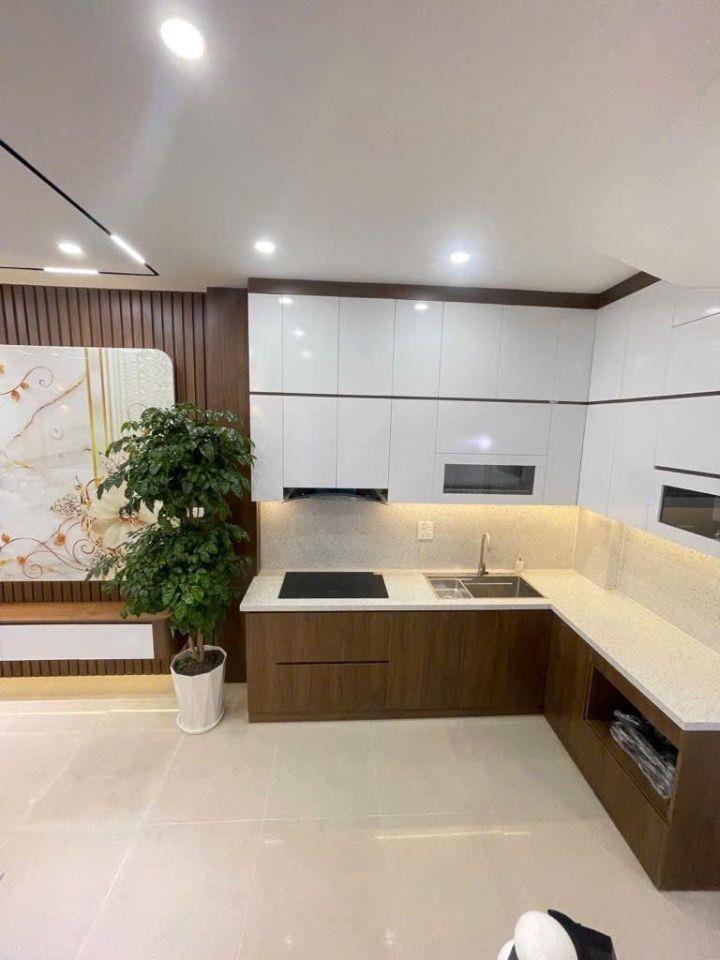 Tôi Cần b.á.n căn nhà Trần Đại Nghĩa-Đại La- Hai Bà Trưng-DT 34m2x5T full nội thất