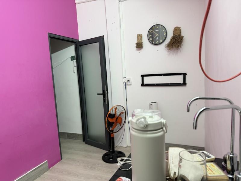 # 1.15 tỷ có nhà gần Chợ Hòa Cường, 87m2 sử dụng, sở hữu lâu dài, sổ đỏ, Ô tô đậu