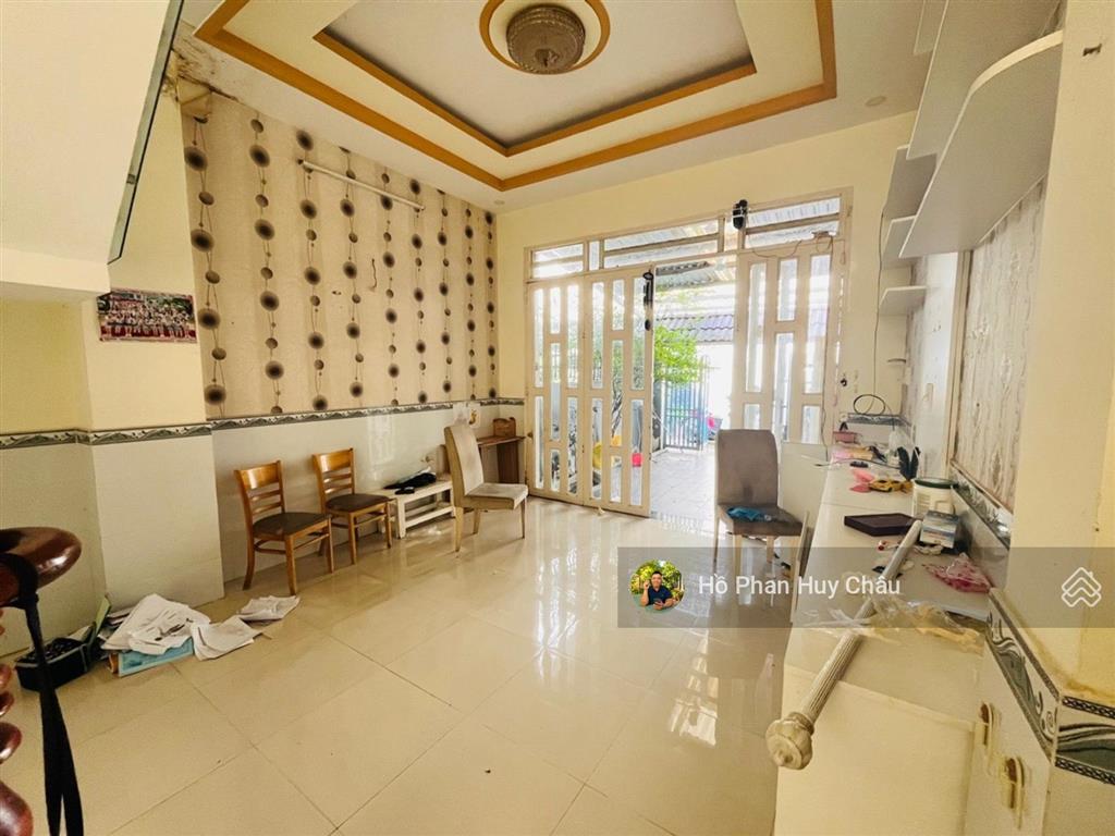 Giá tốt 5 tỷ 9 4x16 3 tầng hẻm oto