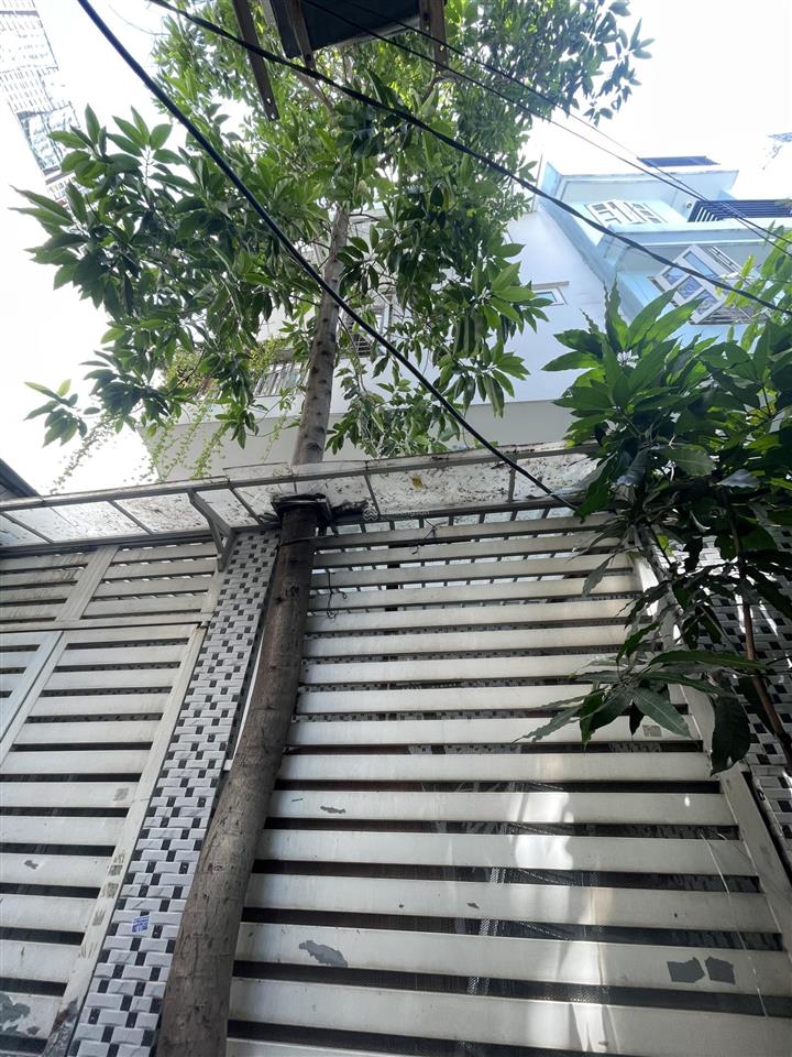 Bán nhà riêng 3pn, 4wc, 70m2, hẻm 120 trường chinh, 8 tỷ vnd