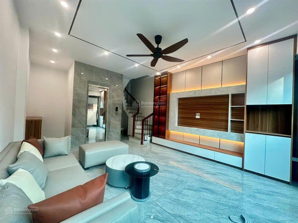 Nhà đẹp khương trung, lô góc 6 tầng thang máy, ngõ thông ô tô tải qua nhà, gần phố giá 8,7 tỷ có tl