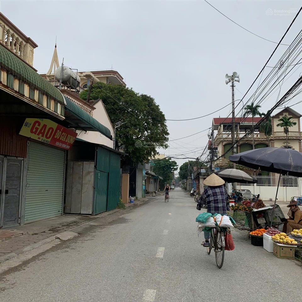 Chính chủ bán gấp 226m2 mặt tiền 10m sát kcn phú nghĩa, chương mỹ tặng nhà mới, phân lô cực đỉnh!