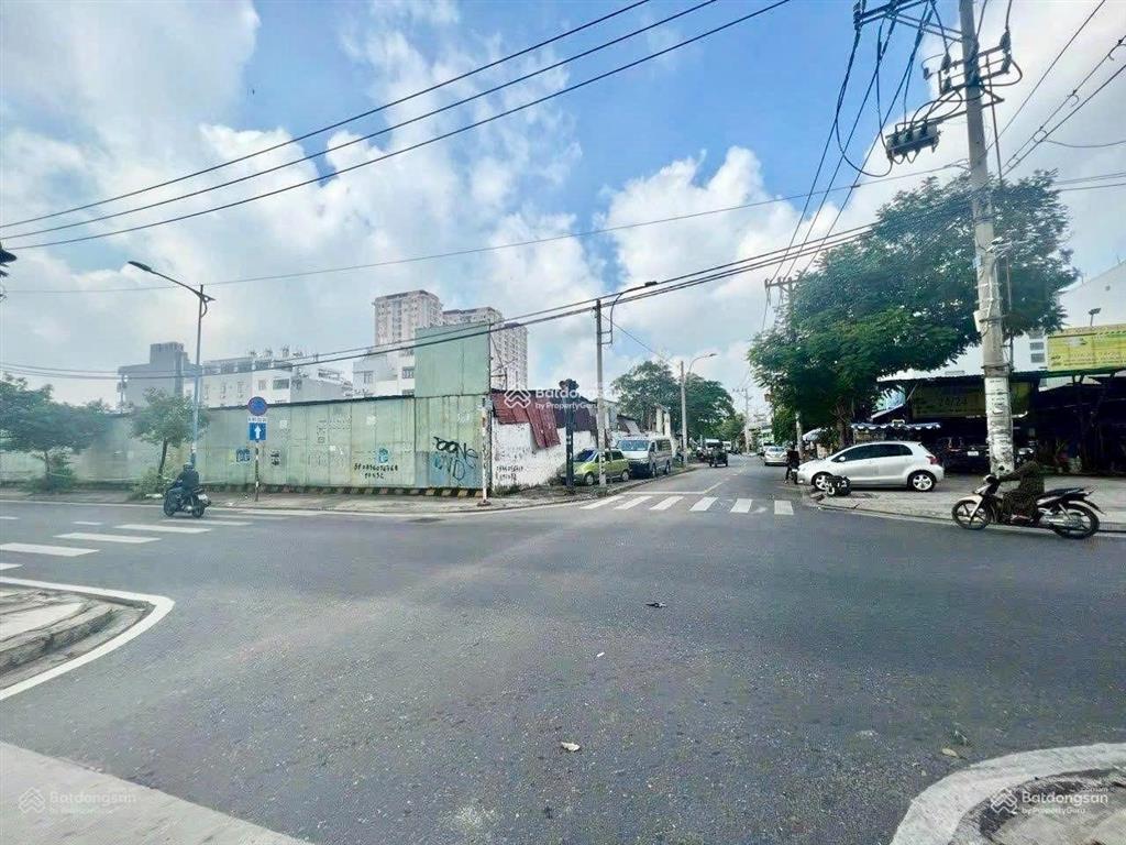 Cực hiếm 70tr/m2 lô góc 2 mặt tiền đường 80x40m(3200m2) gần ngay công viên nước đầm sen hòa bình