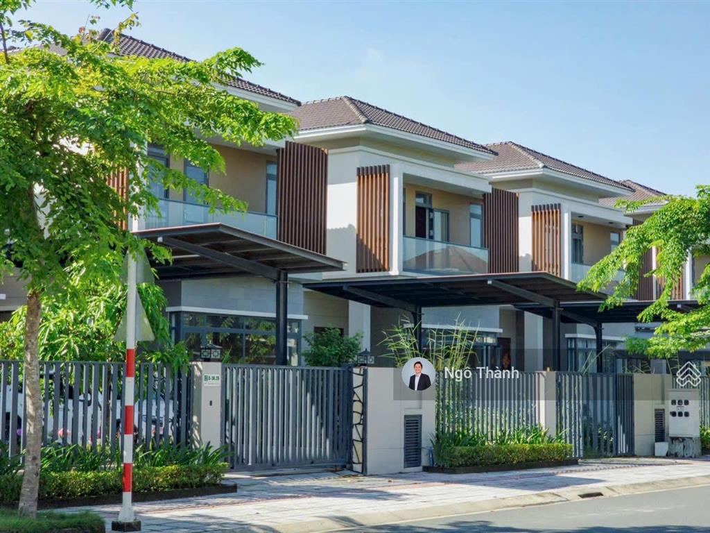 Hiếm có 1 căn biệt thự đơn lập sun casa central cần bán nhanh