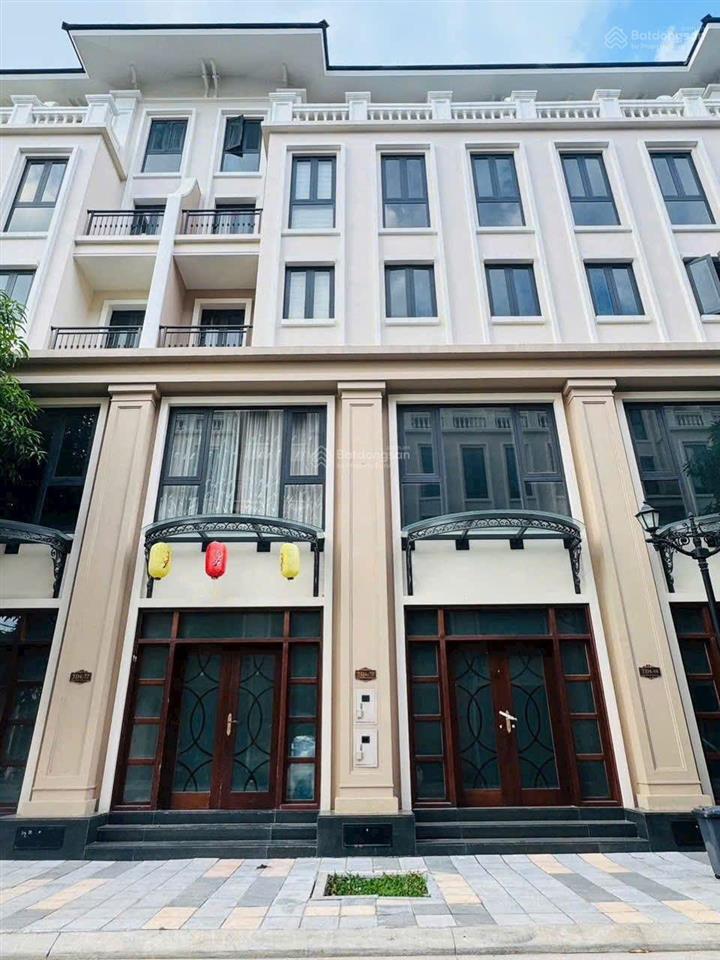 Bán căn liền kề 60m đông nam có sổ