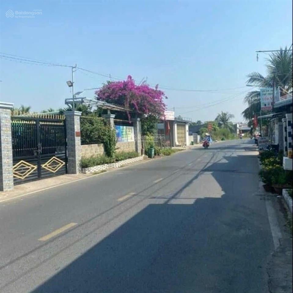 Bán lô đất 1340m2 chiều ngang 27m có thổ cư