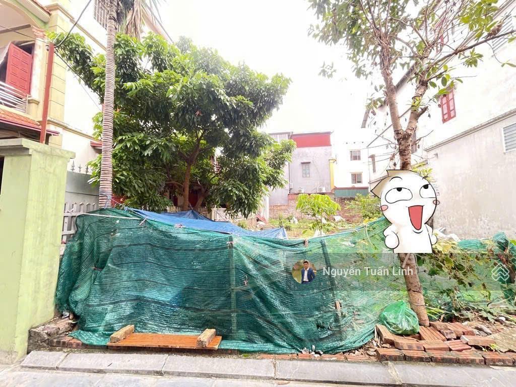 Bán 89m2 thôn nhuế, kim chung ô tô đỗ cửa full tiện ích