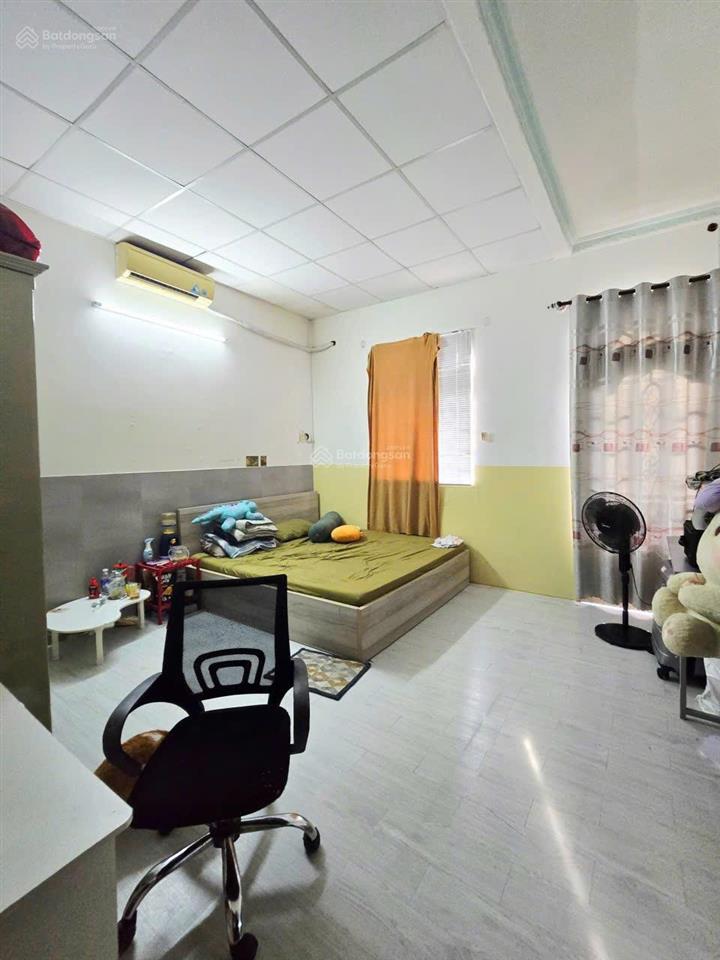 Hẻm nhựa 8m sát mặt tiền kinh doanh tốt gần đh spkt có dòng tiền 5x10 chỉ 5,5 tỷ