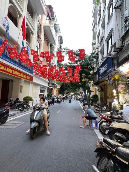 Mặt Phố Ngõ Trạm Chợ Hàng Da 30M2 4 Tầng 17 Tỷ Sổ Đỏ Chính Chủ