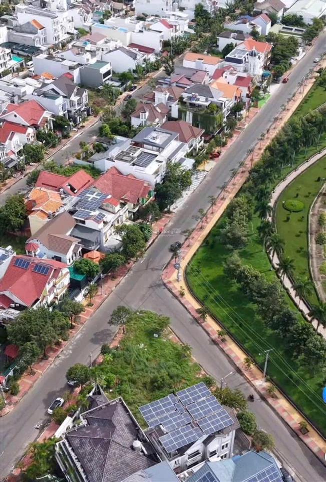Bán 463m2 lô gốc 2 mặt tiền đường trần quỳnh, phan thiết