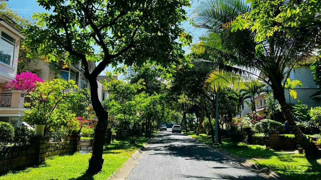 Biệt thự đơn lập khu compound q9 kế ga metro, cạnh sân golf, giá 66 triệu/m2 nổi bật tp. thủ đức